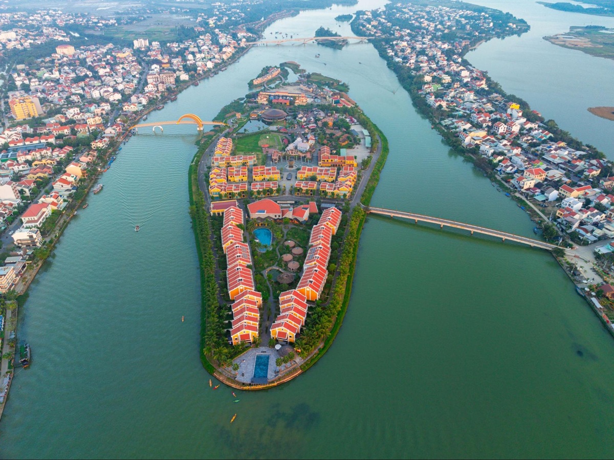 hoi-an-memories-resort-spa-nhin-tu-song-hoai