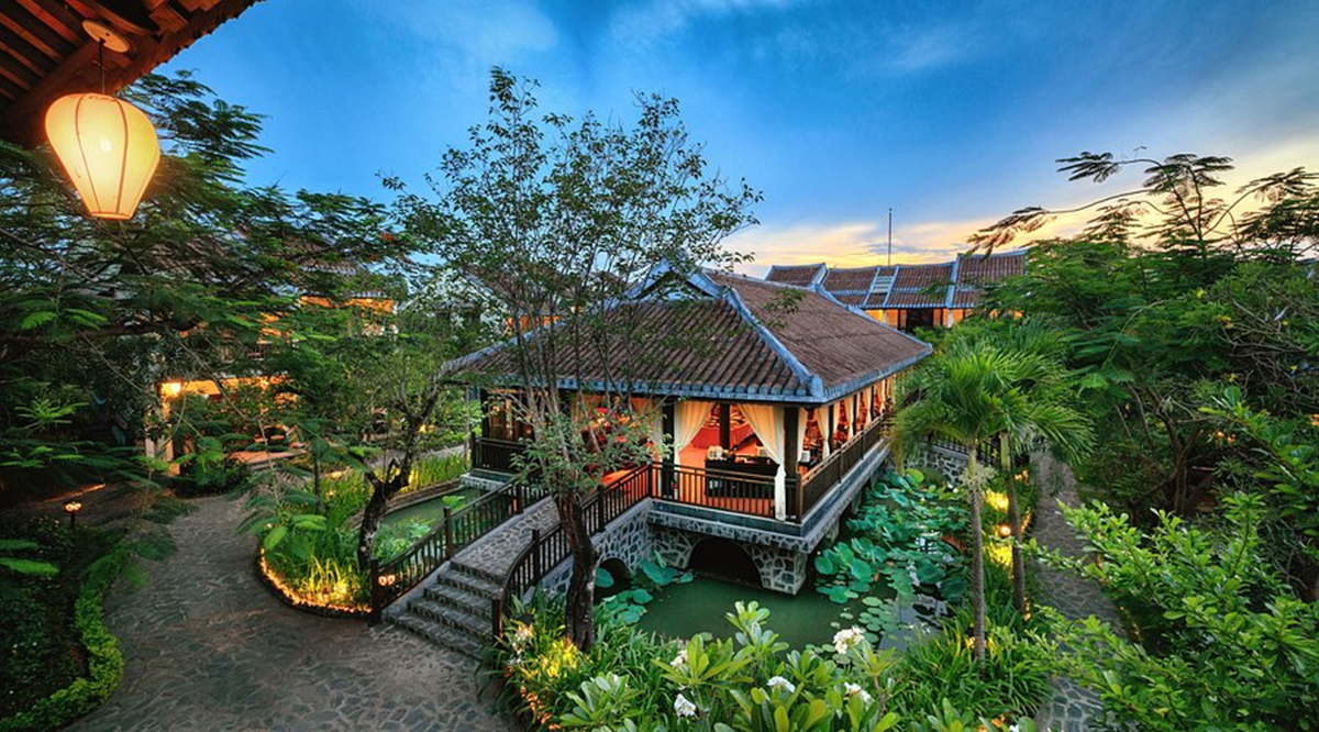 silk-village-resort-recreates-the-refined-living-space-of-the-upper-class-in-the-past