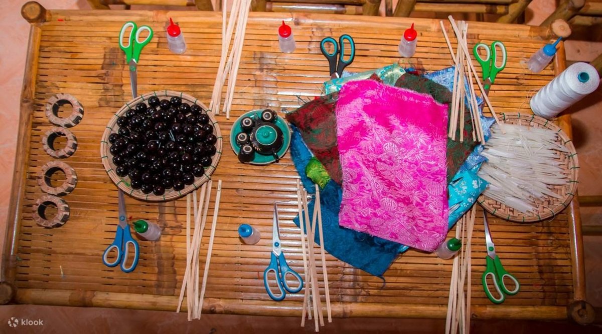 dung-cu-cua-workshop-lam-long-den-o-hoi-an