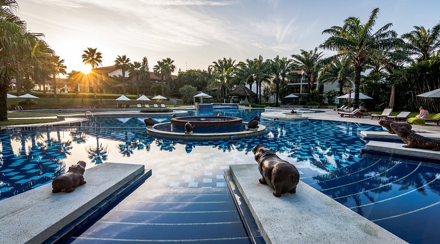 Palm Garden Beach Resort with five star atmosphere with a more comfortable price