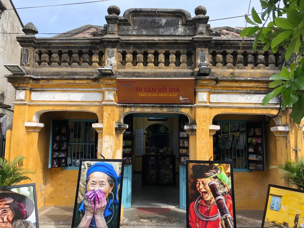 Bảo tàng tư nhân do nhiếp ảnh gia người Pháp Réhahn sáng lập - Bảo tàng Precious Heritage