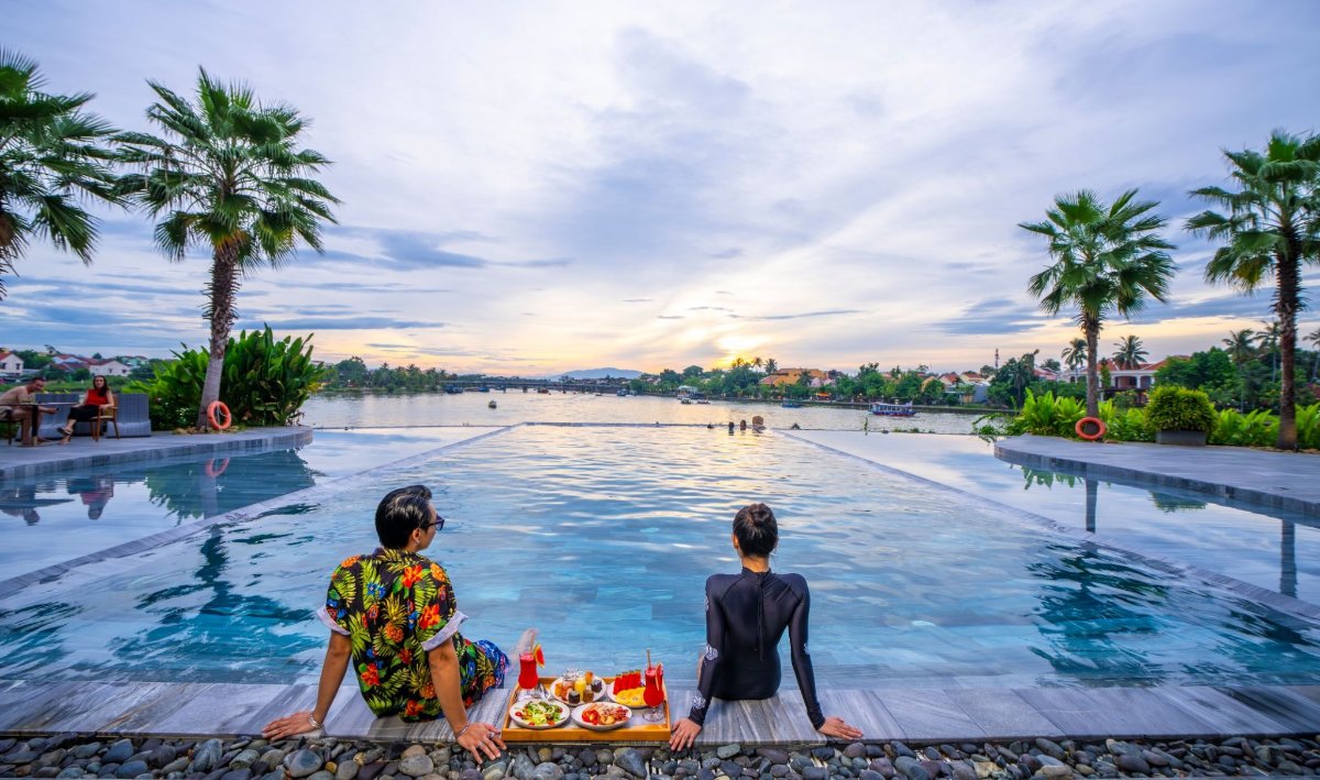 Hồ bơi vô cực tại Hội An memories Resort & Spa